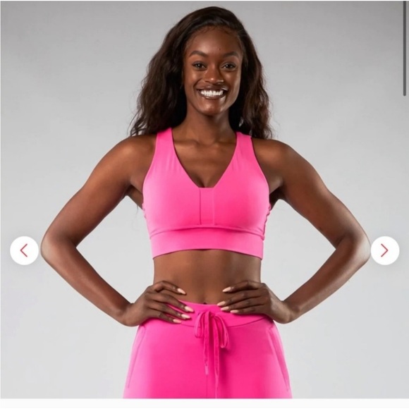 XS Buffbunny hot pink siren sports bra with multi-strap back - Picture 2 of 13